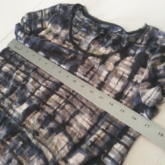 Simply Vera Vera Wang women's size XS black, white, blue , and green blouse - Picture 10 of 15